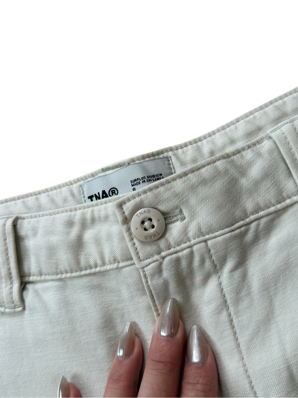 Aritzia (TNA) Supply Cargo Pants size 8 Off White Cream Wide Leg Utility NWT - Picture 7 of 10